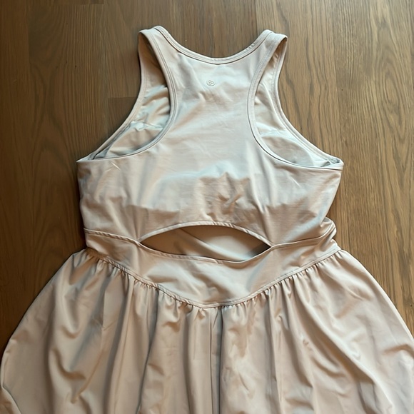 Zella racerback cutout midi - Picture 4 of 4